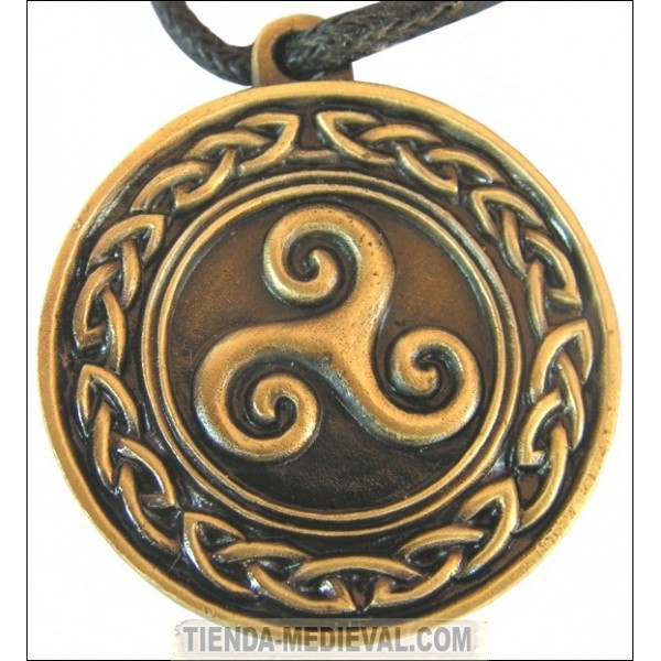 colgante-celta-triskell-con-nudo-celtico-acabado-bronce