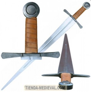 Espada gótica hoja cerrada