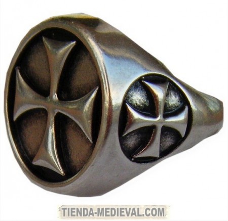 Anillo cruz templaria