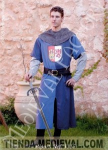 TRAJE BIPART CON ESCUDO PERSONALIZADO