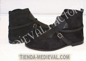 Bota medieval cuero