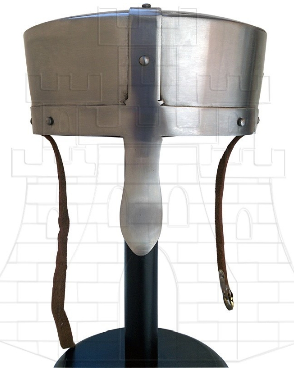 Capacete con nasal y cimera plana