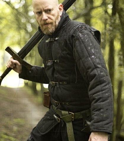 Gambesón medieval negro