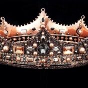 Coronas Reyes y Reinas Medievales
