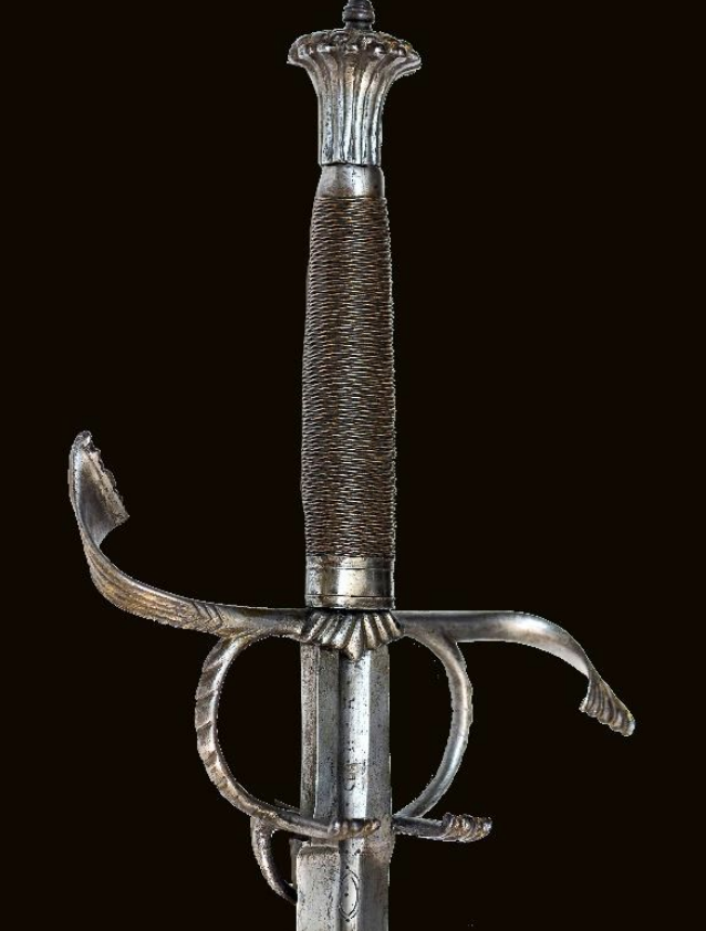Guarda y empuñadura espada de Pitones, Jesús María López Aguado (siglo XVI)
