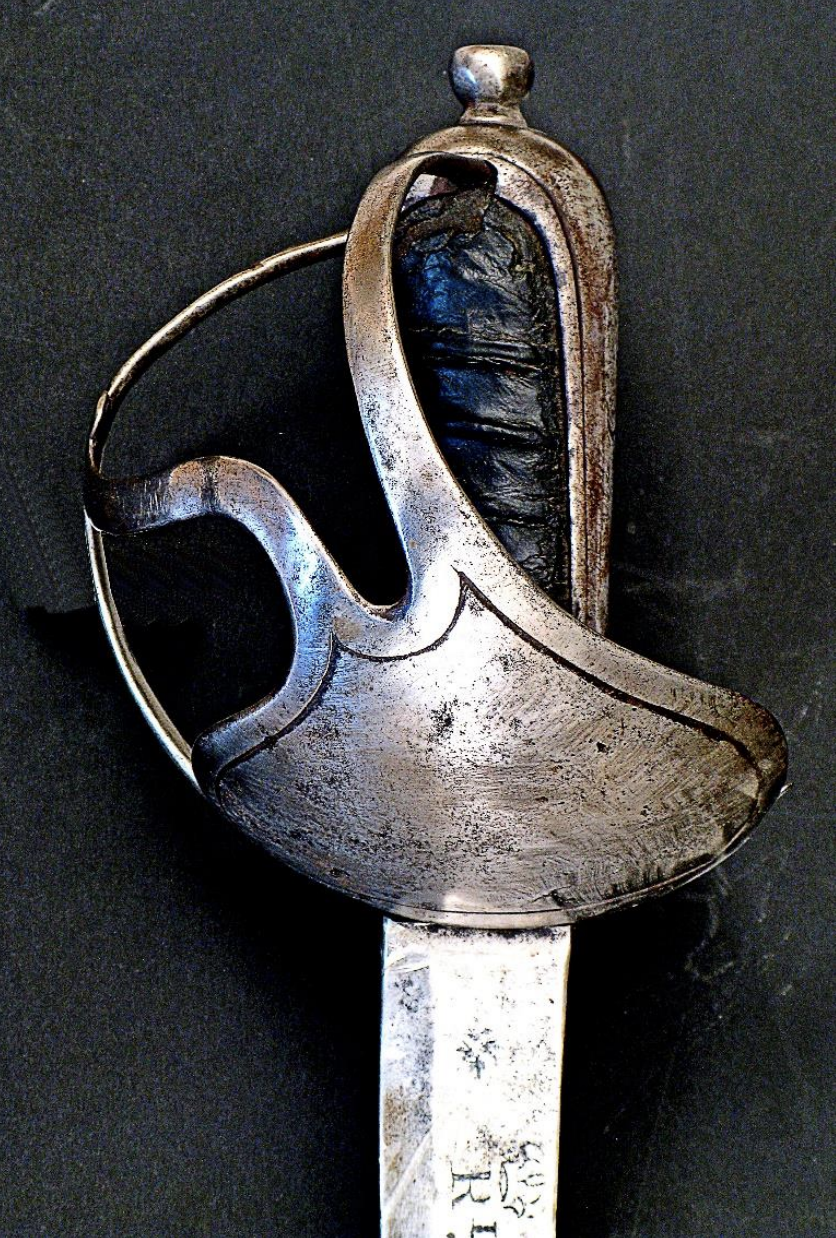 Espada de montar, Oficial de Caballería II (mediados siglo XVIII)