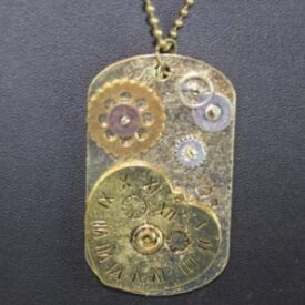 Colgante Steampunk Reloj de Corazones, con cadena