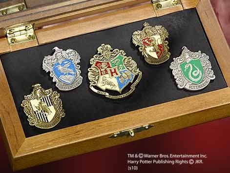 Pins escuelas Hogwarts Harry Potter 1738084687